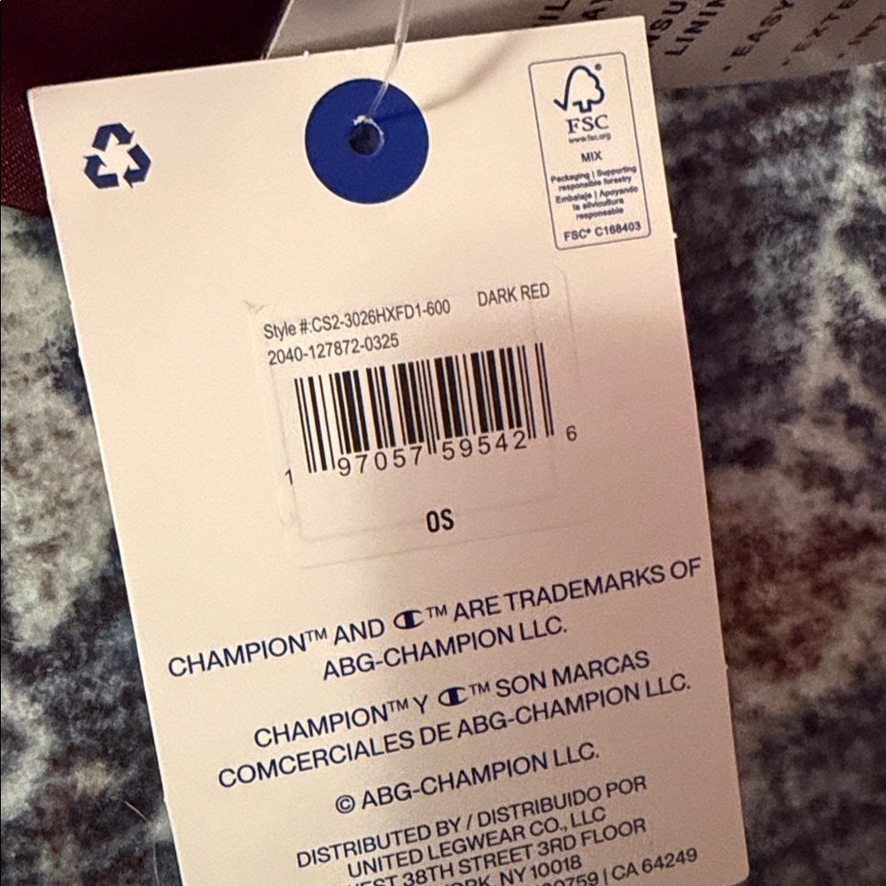 Champion Burgundy  Lunch Box and 40 oz Water Bottle - Picture 10 of 10
